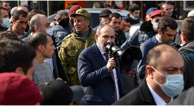 Azerbaycan yenilgisinin yol açtığı gerilimin boyutunu gösteriyor