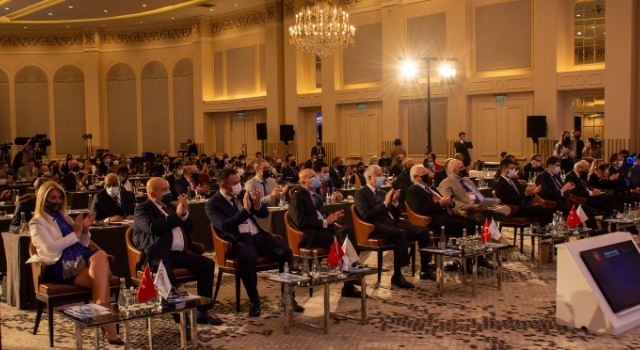 Dört kıta, Boğaziçi Zirvesi çatısı altında İstanbul'da buluştu