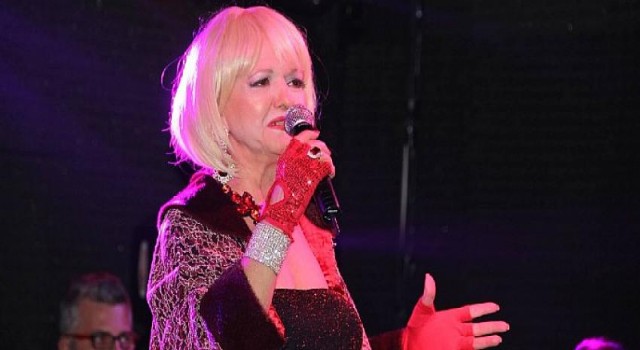 Gülden Karaböcek’in Sürünüyorum bestesi reklâm filminde kullanıldı