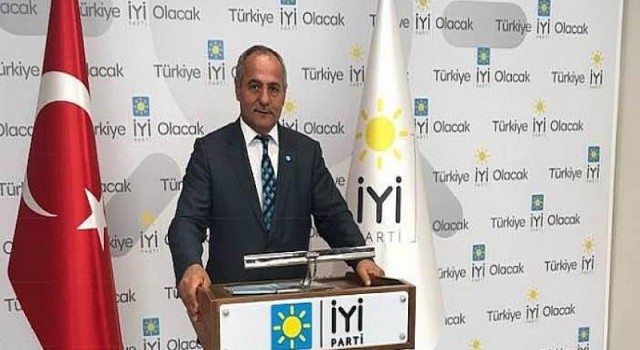 İYİ Partili Başkan Demir, “Andımız, yeni kuşakların Türklük bilinciyle yetişmesi için önemlidir.”