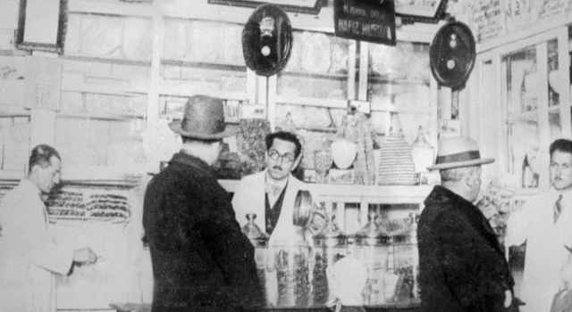 OSMANLI SARAYININ RESMİ TATLICISI 157 YAŞINDA