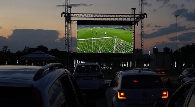 Yüreğir Belediyesi’nden ‘Arabada Derbi Keyfi’