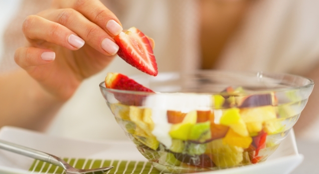 CİLDİ GENÇLEŞTİREN 10 ÖNERİ