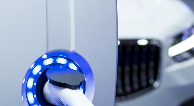 ELEKTRİKLİ ARACA İLGİ ARTIYOR