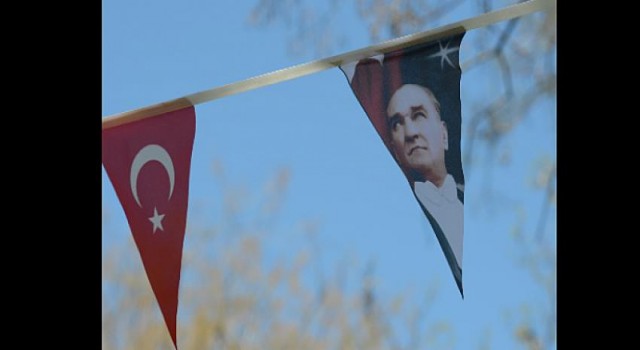 Haydi Lüleburgaz! 23 Nisan saat 20.21’de balkonlara!