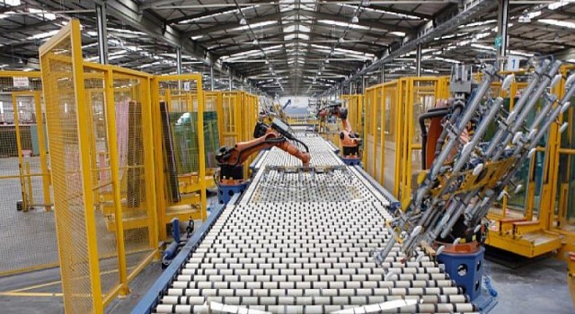 Şişecam Yenişehir Düzcam Tesisinde 400 Milyon Lira Yatırımla Yenilediği 240 Bin Ton Kapasiteli Fırınını Ateşleyerek Devreye Aldı