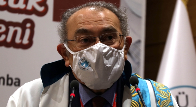 Tıp Fakültesi öğrencilerinin “beyaz önlük” coşkusu Prof. Dr. Nevzat Tarhan: