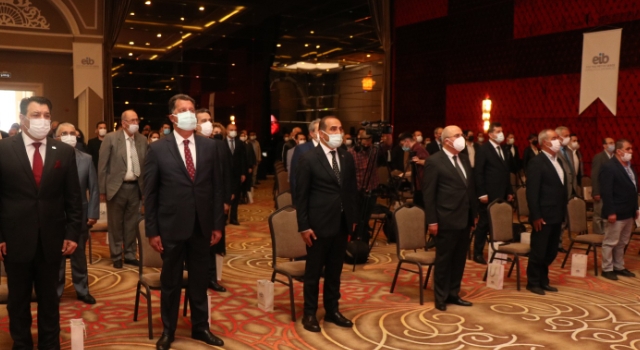 Yaş meyve sebze ve mamulleri sektöründe ihracat rekoru kıran ihracatın yıldızları ödüllerine kavuştu