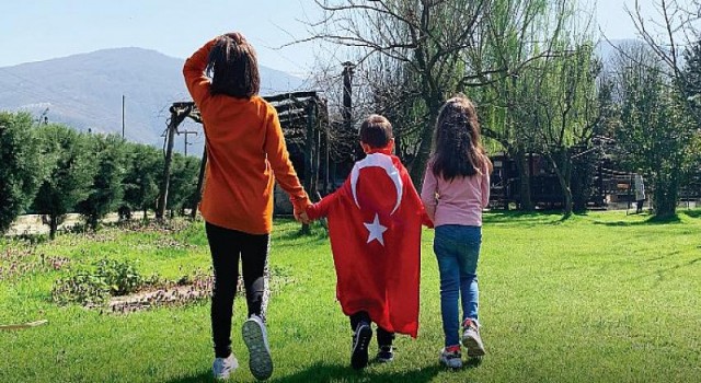 Yurtbay Seramik, geleceğin umudu olan bugünün çocuklarına hazırladığı etkileyici video ile seslendi!