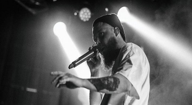 Aga B’nin Yeni Şarkısı “Rüya”yı Dinleyin