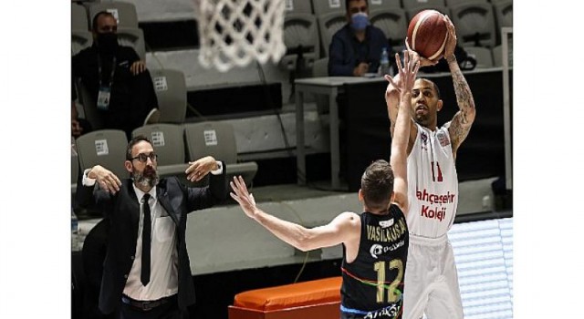 Aliağa Petkimspor Süper Ligde Kaldı