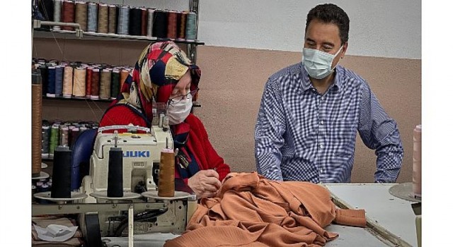 Babacan’dan maske üreten tekstil atölyesine ziyaret ’İşçiler hayat kurtarıyor’