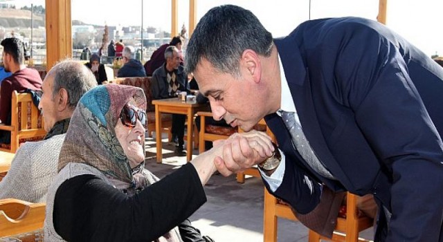 Başkan Şimşek “Barış, sağlık ve huzur dolu nice bayramlar olsun