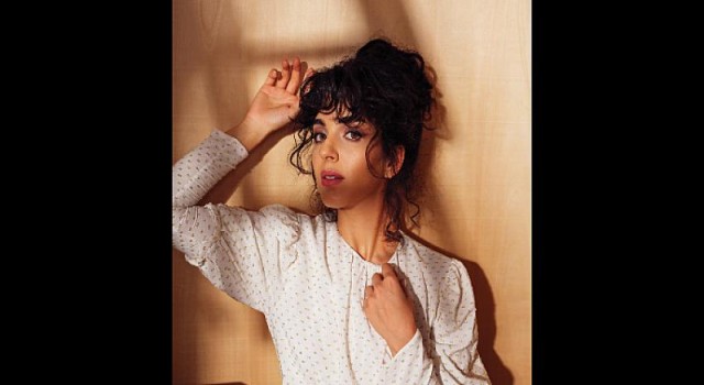 Begüm Akkaya:”Ülkemde Cesur Değil Özgür Olmak İstiyorum”