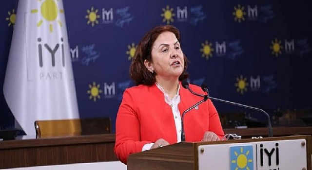 Fahiş sınav ücretlerine derhal son verilmelidir!