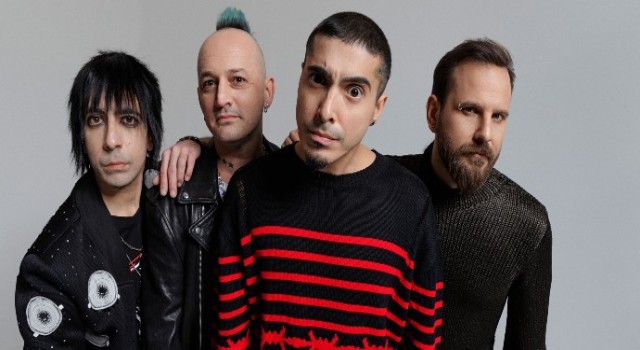 100 Music Sunar: Park’ta Rock maNga Konseri ile Devam Ediyor!