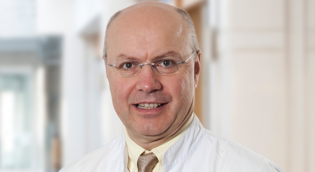 75 yaş üstü meme kanseri geçirmiş kişiler mamografi çektirmeyebilir