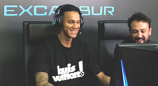 BEŞİKTAŞLI YILDIZ JOSEF DE SOUZA: “1 HAFTAYA KALMAZ EN İYİ OYUNCU OLURUM”