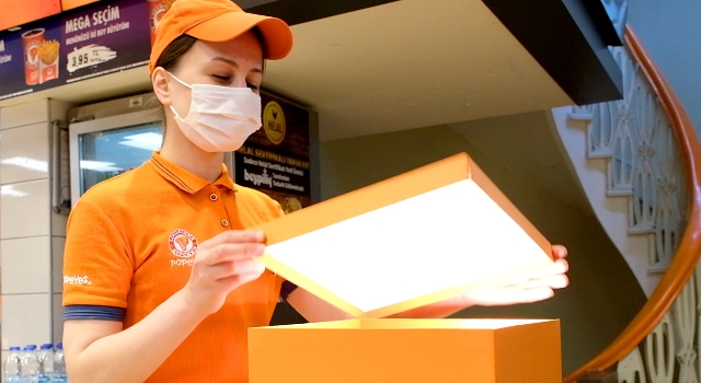 DÜNYAYI KASIP KAVURAN LEZZET POPEYES® THE CHICKEN SANDWICH ŞIMDI İSTANBUL’DA!