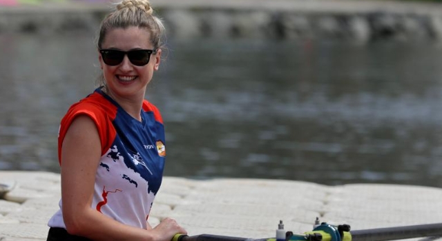 HALİÇ, KÜREK YARIŞLARIYLA ŞENLENDİ