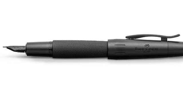 KAHRAMAN BABALARA YAKIŞAN EN ŞIK HEDİYELER FABER-CASTELL’DE