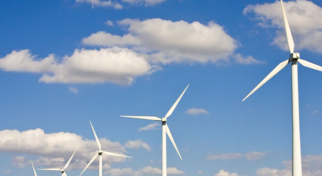 RÜZGAR ENERJİSİ 1 NUMARALI ELEKTRİK KAYNAĞI OLMA YOLUNDA!