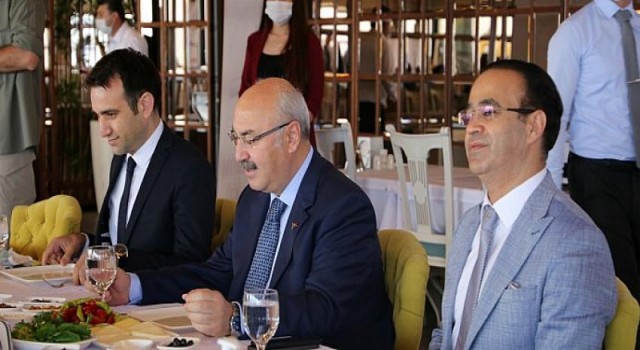 TÜBİTAK’tan İzmir’e 18 Ödül