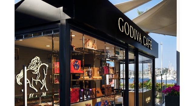 GODIVA CAFE MENÜLERİNDE YEPYENİ TATLAR SİZLERİ BEKLİYOR