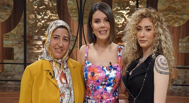 Kotex sponsorluğunda Fox ekranlarında yer alan “Kadının Eseri” programına Sena Şener ve Zümran Ömür konuk oldu!