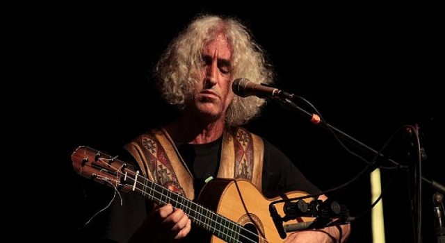 Ahmet Aslan’dan solo performans