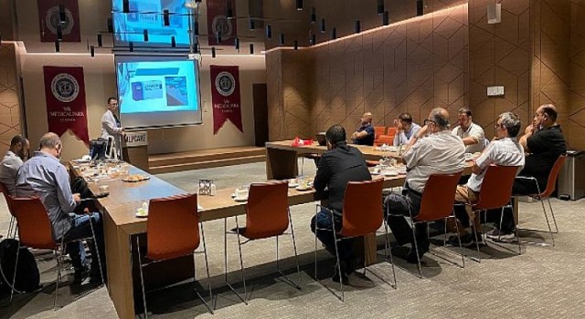 Iraklı Hekimlere Nöromodülasyon Eğitimi