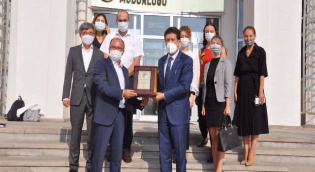 LG Eğitime Destek Vermeye Devam Ediyor