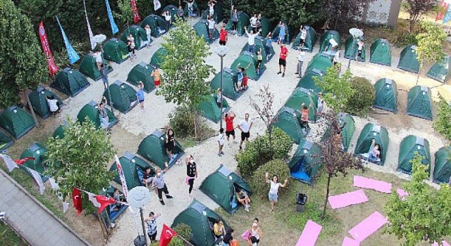 Maltepeli çocukların gece kampı deneyimi