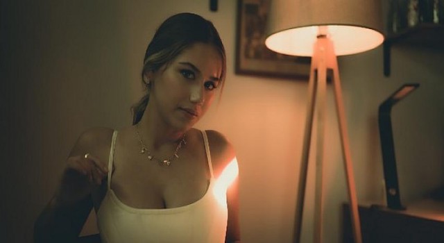 Soner Sarıkabadayı’nın yeni keşfi Beyza Bakırcı