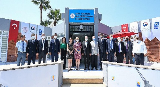 Training in Renewable Energy to Benefit Syrians and Turkish Host Communities