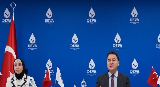 Ali Babacan: ‘Seçim yasalarıyla oynamak iktidardan düşeceğinin kabulüdür’