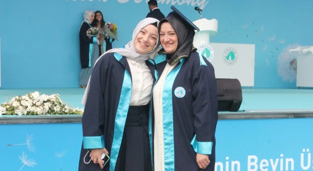 Anne Kızın Ortak Mezuniyet Heyecanı 