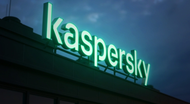 Dolandırıcılar yeni James Bond filminin peşinde