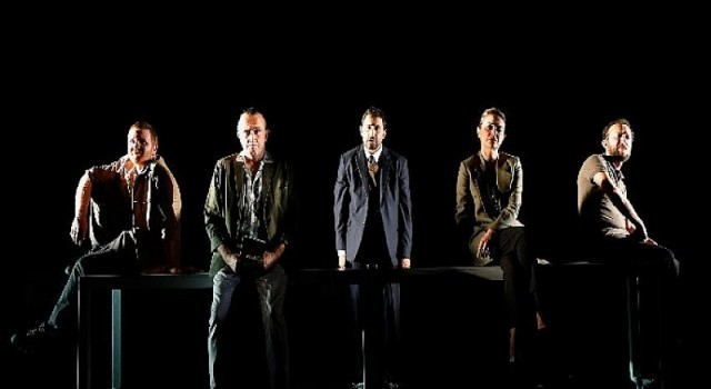 İBB Şehir Tiyatroları Müze Gazhane Büyük Sahne’yi Albert Camus’ün “Veba”sı ile açtı