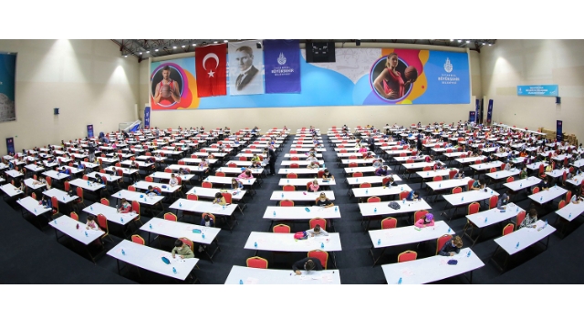 İBB’DEN GENÇLERE TEKNOLOJİ EĞİTİMİ