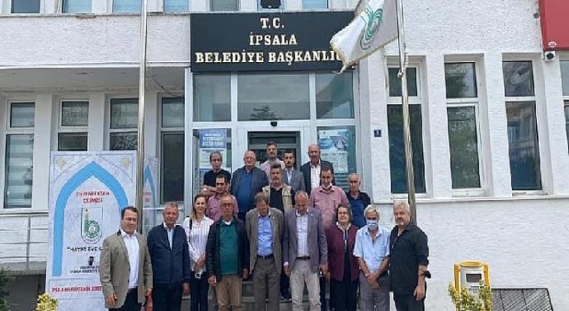 İYİ Parti İpsala’da çiftçinin yanında