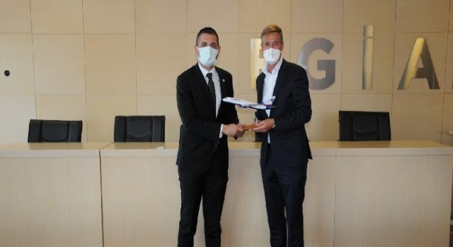 SunExpress Ceo’su Dr. Max Kownatzki EGİAD’ı Ziyaret Etti