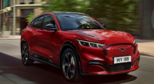 Tam Elektrikli Ford Mustang Mach-E, Euro ve Green NCAP’ten İnsan ve Çevre Güvenliğinde “5 Yıldız”lı İki Derecelendirme Aldı