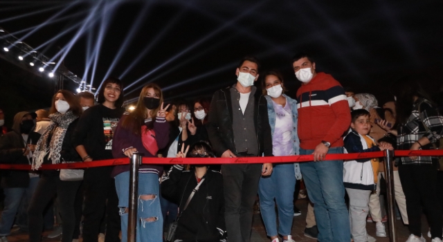 TÜRKİYE VE KORE’NİN KARDEŞLİK HİKAYESİ DUYGULANDIRDI!