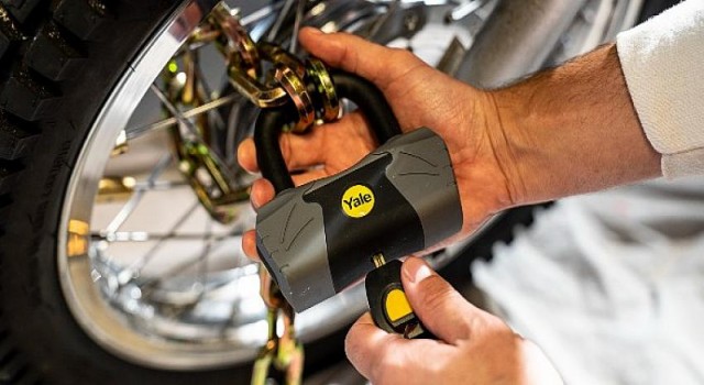 Yale’in Güvenlik İpuçlarıyla Evinizi Sonbahara ve Kışa Hazırlayın