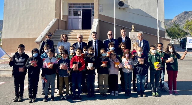 AKKUYU NÜKLEER A.Ş. TEMSİLCİLERİ, MİLLİ AĞAÇLANDIRMA GÜNÜ KAPSAMINDA AĞAÇ DİKTİ