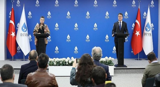 Ali Babacan’dan ‘Doktor Göçü’ Tepkisi: ‘Türkiye, gitmek isteyenlerin ülkesi haline geldi’