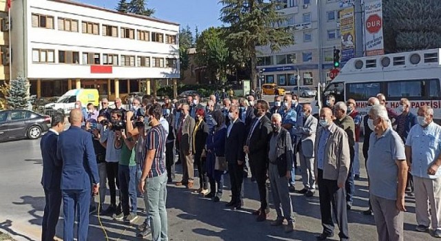 CHP’li Erhan Adem, Asgari ücretten vergi ve kesintilere son verilsin