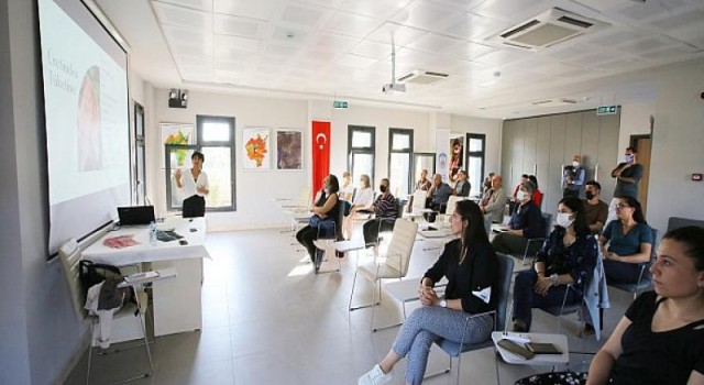 Efes Tarlası Yaşam Köyü’nde Doğal Beslenme Anlatıldı