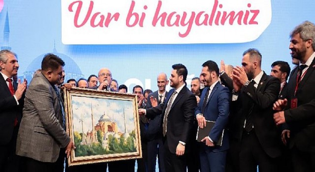 En genç liderden gençlere dikkat çekici çağrı…